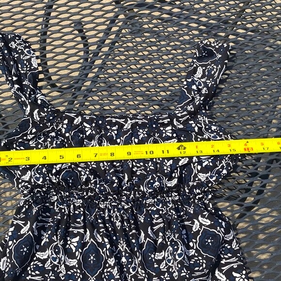 Max Edition Black/White/Blue Empire Waist Sleeveless Floral Print Top Size Med - Picture 11 of 13